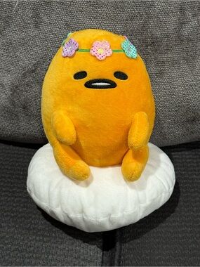 SANRIO GUDETAMA LAZY EGG PLUSH NEW 9 INCHES CROWN